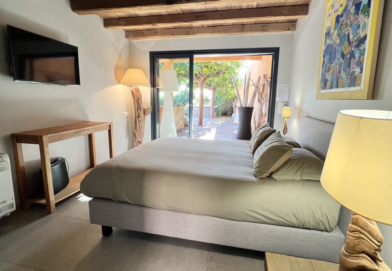 Villa in Pinarello - Les Voiles