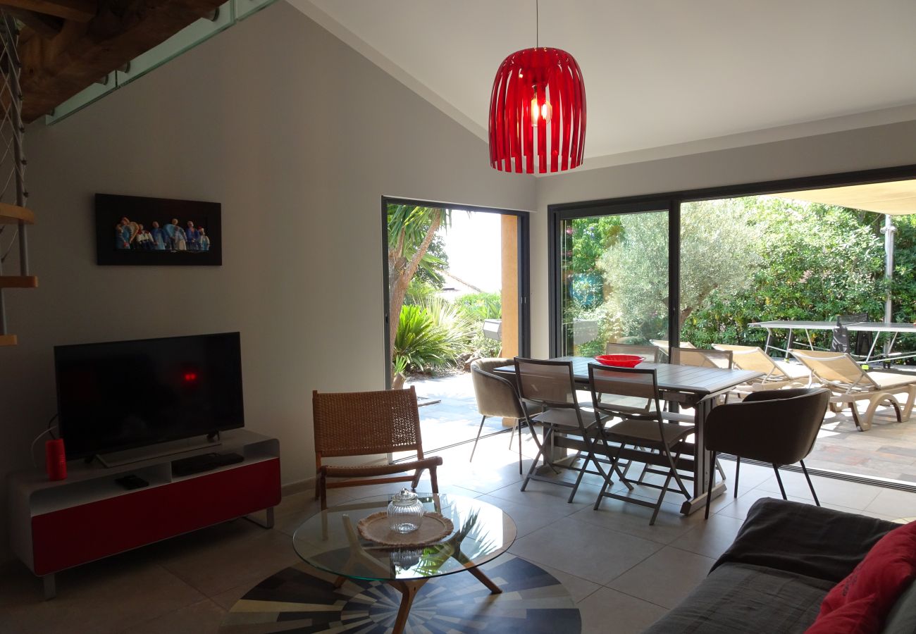 Villa in Pinarello - Les Voiles