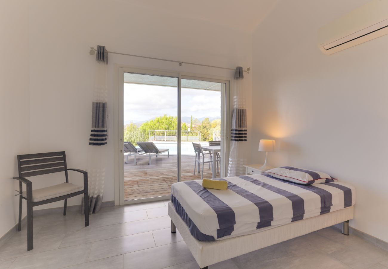 Villa in Sainte-Lucie de Porto-Vecchio - Padulaccia by Pinarello Villa Services