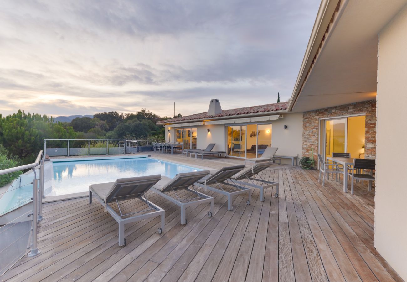 Villa à Sainte-Lucie de Porto-Vecchio - Padulaccia by Pinarello Villa Services