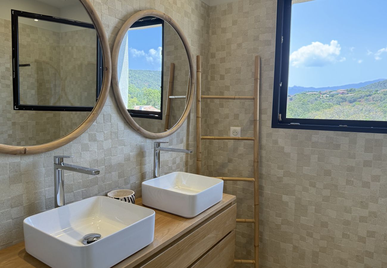 Villa à Sainte-Lucie de Porto-Vecchio - La Bergerie de Clia