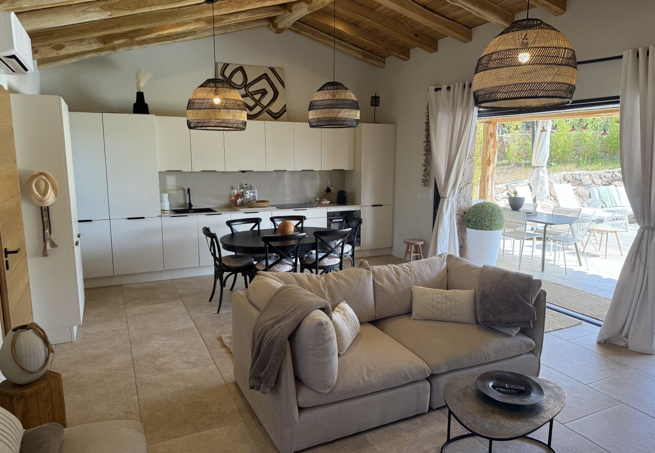 Villa à Sainte-Lucie de Porto-Vecchio - La Bergerie de Clia