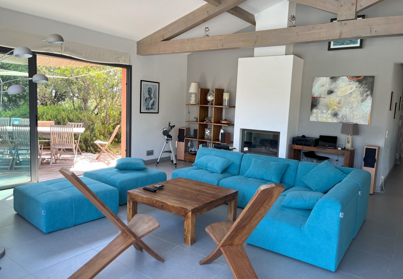 Villa à Sainte-Lucie de Porto-Vecchio - Les Hauts de la Testa